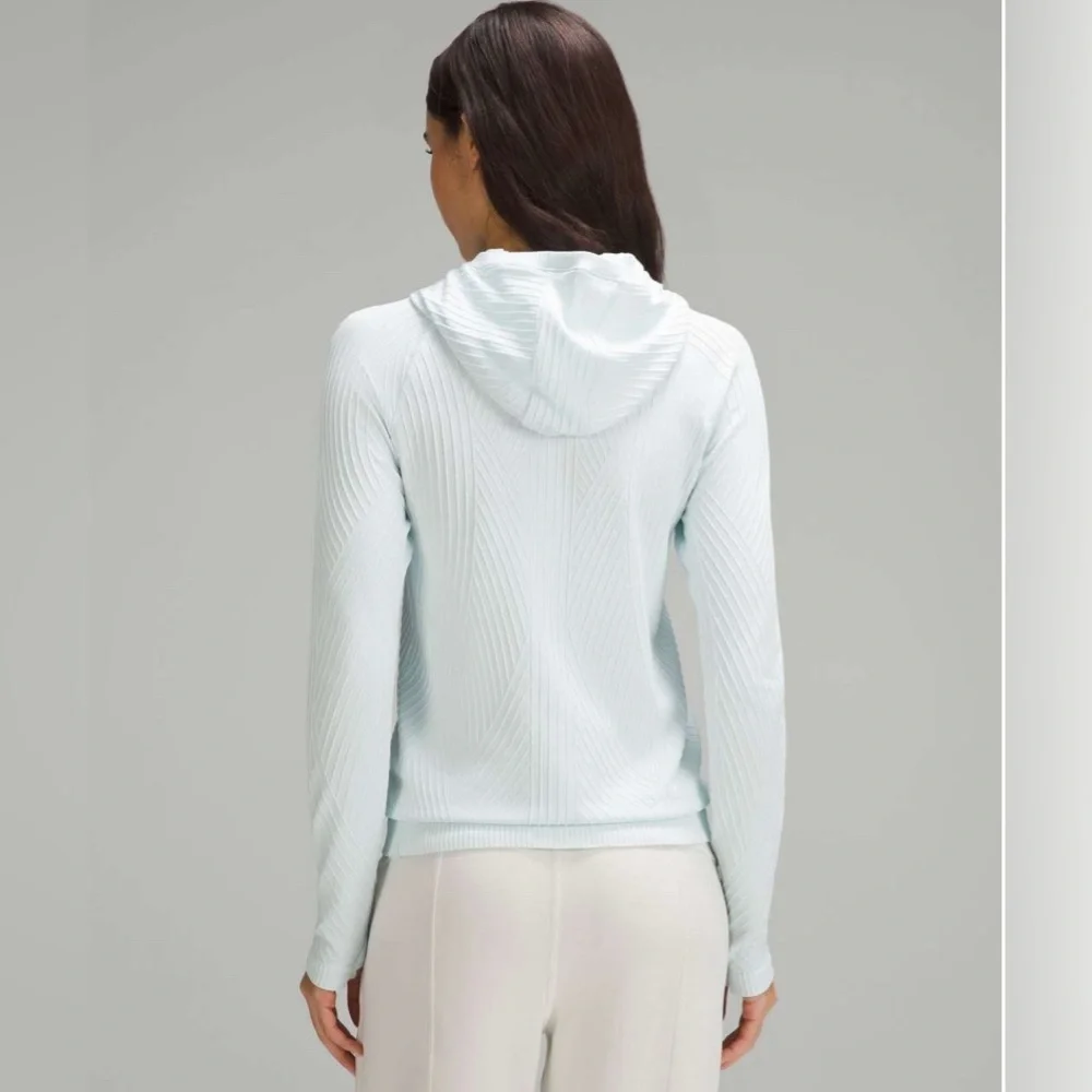 Lululemon Rest Less Hoodie in Aerial Current Sheer Blue - Size 10 - Picture 2 of 12